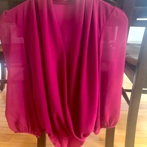 Maroon body suit blouse never worn size sm beautiful color